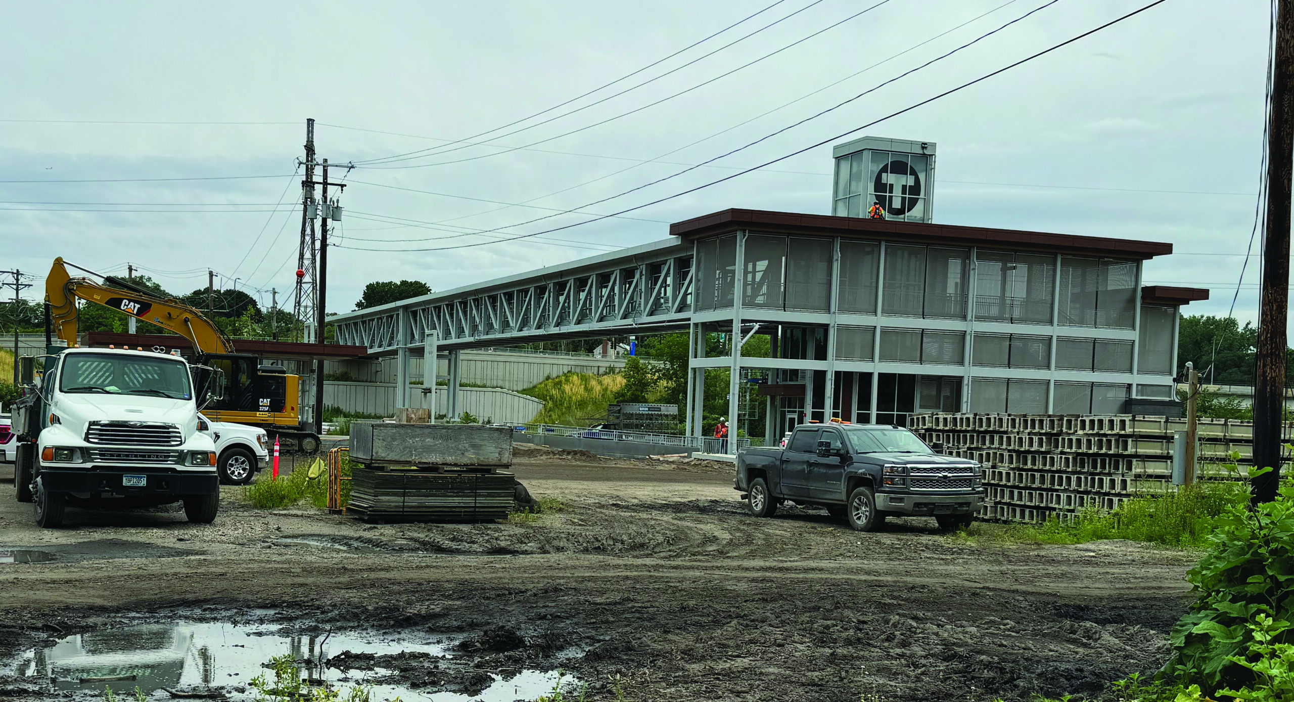 Bryn Mawr LRT stop