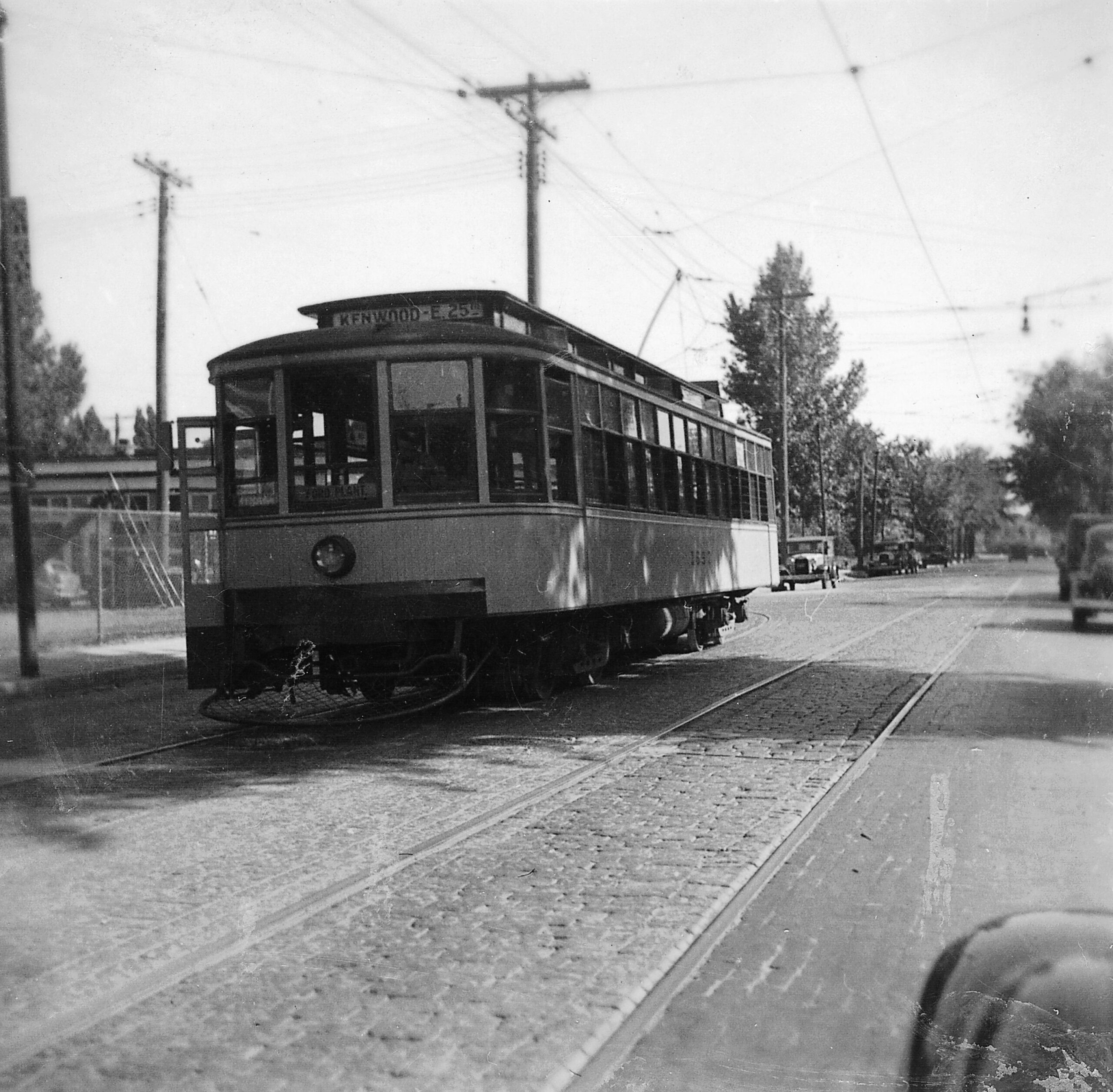 The Kenwood streetcar line was one of the earliest converted to bus in 1938. This photo shows the end of the line next to Kenwood School at 21st Street and Penn Avenue.