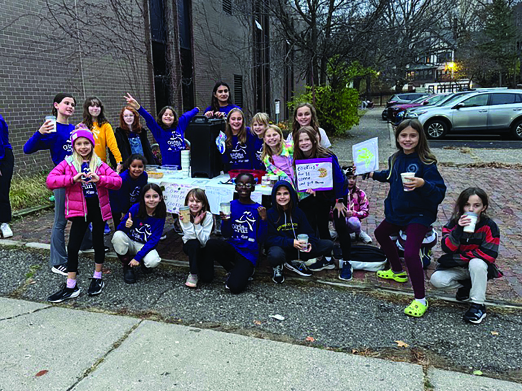Kenwood’s Fall 2024 Girls on the Run team