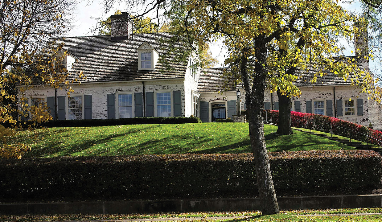 2505 E. Lake of the Isles Parkway — 1913 to Today - Hill & Lake Press